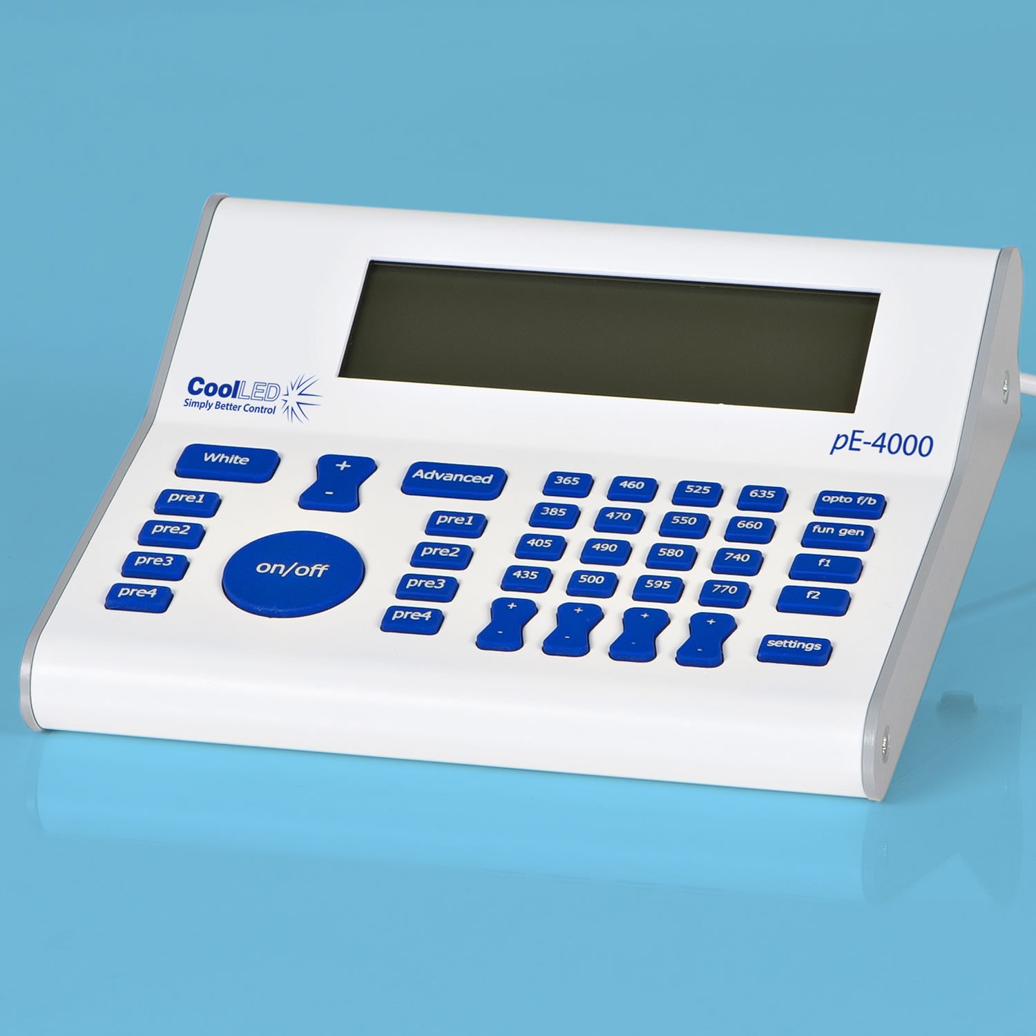 CoolLED-pE-4000-remote.jpg